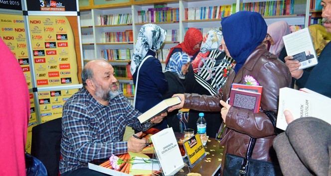 İhsan Eliaçık: Bahçeli Isparta Kitap Fuarı’na katılmamı engelledi