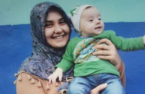 Öğretmen anne baba tutuklu, tutuklu Mehmet bebek ameliyat olmayı bekliyor