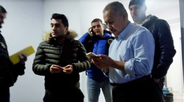 TÜRK GAZETECİNİN ROMANYA’DA GÖZALTINA ALINMASI ÜLKEYİ KARIŞTIRDI