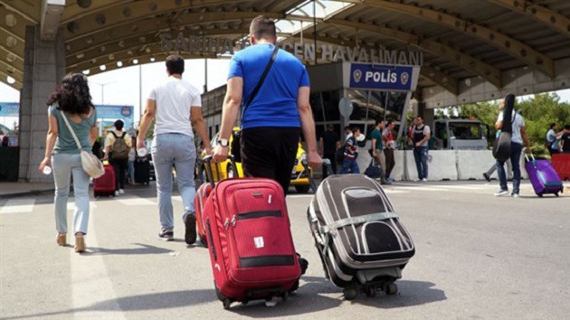 TÜRKİYE’NİN BEYİN GÖÇÜ RAPORU: İKİ YILDA 113 BİN KİŞİ YURT DIŞINA GÖÇ ETTİ