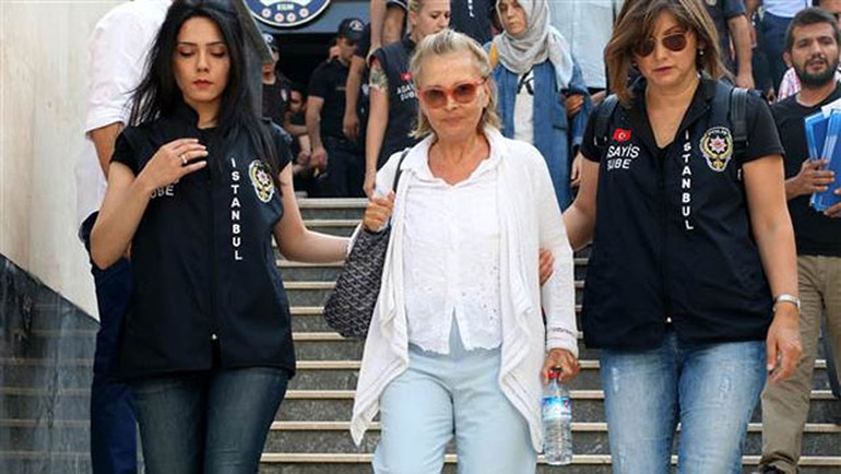 Üç kez ağır müebbeti istenen Nazlı Ilıcak: Demokrattım, dindar kesimlere hep duyarlıydım