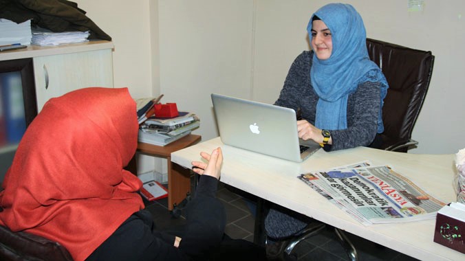 Yeni Asya muhabiri Nur Ene’e hukuksuz tutuklama!
