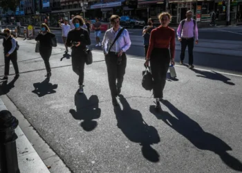 Avustralya’nın en kalabalık kenti değişti: Melbourne, Sydney’i, 18 bin 700 kişiyle geride bıraktı