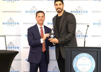 Utah’a geri dönen Enes Kanter Freedom’a büyük ödül