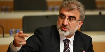 Beynine pıhtı atan AKP’li eski Bakan Taner Yıldız  hastaneye kaldırıldı!