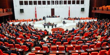 Cumhur İttifakı ile vekil oldular: Meclis şaibeli isimlerle doldu