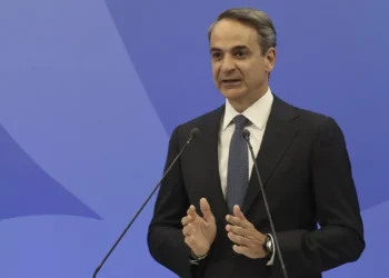 Miçotakis göçmenleri geri itenler hakkında sorşturma açtı
