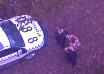 Polis, Victoria’da 5 gündür bataklıkta mahsur kalan kadını kurtardı
