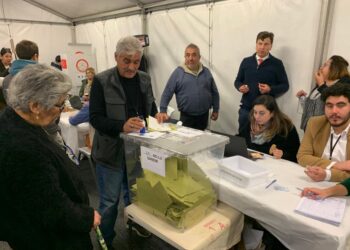 Yurt dışında oy kullanan seçmen sayısı 1 milyonu aştı