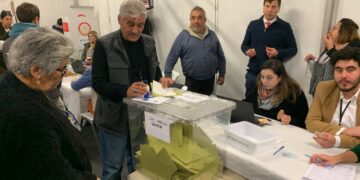 Yurt dışında oy kullanan seçmen sayısı 1 milyonu aştı