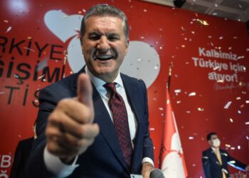 Mustafa Sarıgül, Erzincan vekili olarak Meclis’e girdi