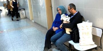 AKP’nin kadın ve çocuk zulmü sürüyor: Şüphelinin 2.5 aylık bebeğini emzirme ihtiyacı hasıl olduğundan