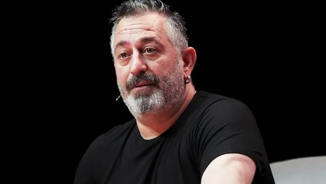 Cem Yılmaz’dan siyaset twiti