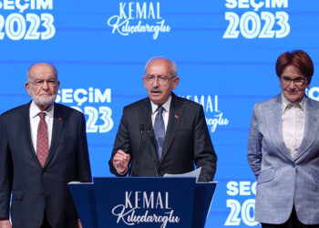 Millet İttifakı adayı Kılıçdaroğlu: Ayağa kalkıp hep birlikte bu seçimi alacağız