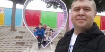 Anne ağıtıyla uğurlanan KHK’lının insanlık dersi: Son yevmiyesini mağdur aileye göndermiş