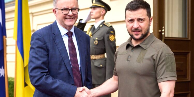 Avustralya'nın Ukrayna'ya gönderdiği askeri yardımların Polonya'ya ulaştığı bildirildi.
