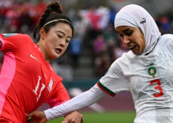 Dünya Kupası’nda başörtülü ilk futbolcu: Nouhaila Benzina