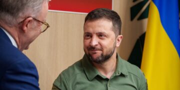 Avustralya’dan Ukrayna’ya askeri yardım: NATO zirvesine katılan Başbakan Albanese, temasları sürüyor