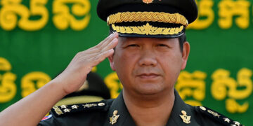 Kamboçya’da güç 38 yıl sonra el değiştiriyor: Hun Sen, koltuğu General oğluna bırakacak