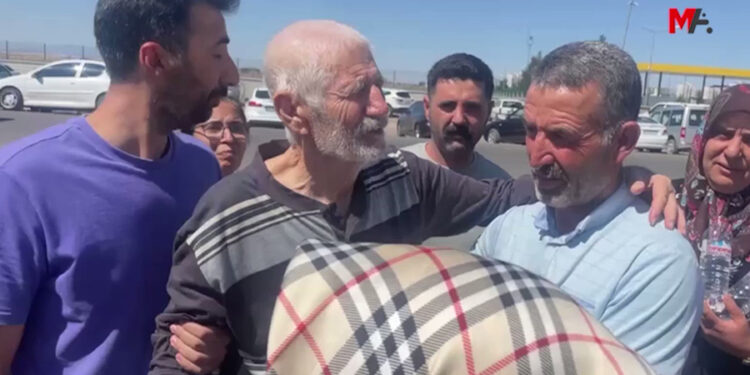 Cezaevinde 27 yıl tutuklu kalan ve bu sürede birçok hastalığa yakalanan Mehmet Emin Özkan hakkında tahliye kararı verildi.