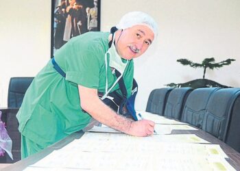 Tutuklanan eski rektör Prof. Hoşcoşkun’a suçlama: Niye Şifa Hastanesi’nde ameliyat yaptın!