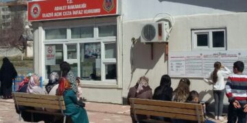 Elazığ Cezaevi’nde gece yarısı infaz girişimi: KHK’lı tutsaklara saldıranlar, ‘Biz derin devletiz’ diye bağırdılar