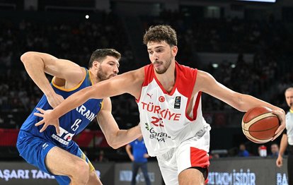 A Milli Erkek Basketbol Takımı, FIBA Olimpiyat Ön Eleme Turnuvası yarı finalinde İsveç'i farklı mağlup ederek finale yükseldi. Milli takım finalde Hırvatistan ile karşılaşacak.