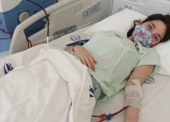Nefret Operasyonu sürüyor: Kronik böbrek hastası Azra’nın anne ve babası da gözaltına alındı