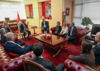 Özgür Özel: Alevi yurttaşlarımızın tüm taleplerini cesaretle ve kararlılıkla savunacağız