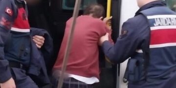 Tutuklu diyaliz hastası Taşkıran’ın kızı yetkililere seslendi: Siz de evlatsınız, sizin de babanız, babamı bırakın