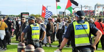 Melbourne’de, Filistin’e destek veren protestoculara  polisten müdahale