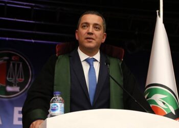 TBB Başkanı Erinç Sağkan: TBMM çatısı altında hukuk katledildi