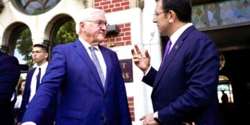 Alman Cumhurbaşkanı Steinmeier ilk ziyaretini Ekrem İmamoğlu’na yaptı