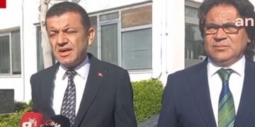AKP’lilerin Denizli de de evrak kaçırdğını söyleyen CHP’li Çavuşoğlu: Belediyenin evrakları dışarı çıkarılıyor, herkes ayağını denk alsın