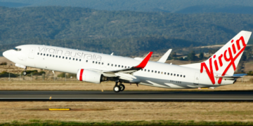 Havada uçağı birbirine kattı: Virgin Australia yolcusu, havada etkisiz hale getirildi