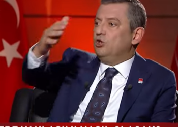 CHP lideri Özel, Erdoğan’a sunduğu dosyaları canlı yayında ilk kez açıkladı: Mağdurların sesini duyuracağız