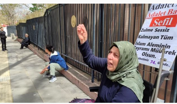 DEM Parti Kocaeli Milletvekili Ömer Faruk Gergerlioğlu, Emine Şenyaşar’ı ziyaret etti.