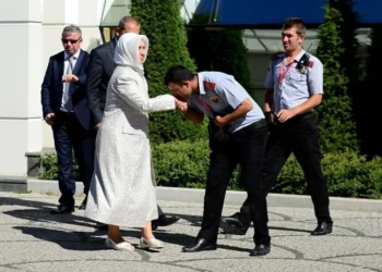 İş insanı Akın İpek, ‘anlayana’ yazdı: Biz de bir gün bir çeşme yaptırırız!