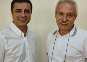 Demirtaş’tan muhalefete çağrı: Bu iktidar bitti, uzatmaları oynuyor