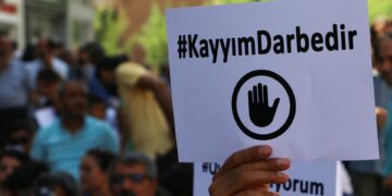 Hakkari’de kayyıma karşı ‘Demokrasi Yürüyüşü’ başladı:Şemdinli’de başladı, üç gün sürecek