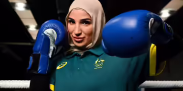 Avustralyalı boksörden  Fransız olimpiyat sporcularına uygulanan başörtüsü yasağına tepki