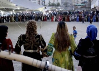 Hakkari’de bir düğünde gözaltına alınan yerel müzisyenlere ‘örgüt propagandası’ tutuklaması