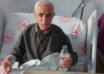 75 yaşındaki yatalak hasta gözaltına alınırken kalp krizi geçirdi