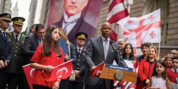 New York Times yazdı: Türkevi iddianamesinde adı geçen Türkler kim?
