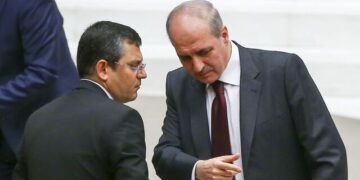 Kurtulmuş’un Anayasa değişikliğiyle ilgili sözlerine Özgür Özel’den sert cevap: İlk 4 maddeye el uzatanın elini kıracağız