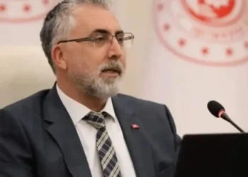 AKP’li Bakan’ın yakınına ballı atama:Dil bilmeyen aşçı Pelin Arabasüren, ateşe olarak atandı