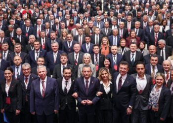 CHP’li başkanlardan bildiri: Kayyım, milli iradeyi hedef alan bir siyasi darbe girişimidir