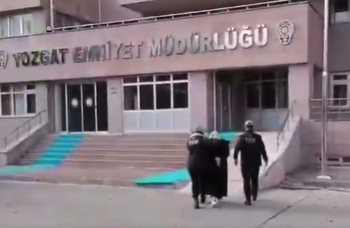 Yaşlı kadın ve kızların gözaltına ülke sağır: Torba operasyonlar hiçbir gazetede manşet olmadı