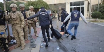 Batman’da Kayyım protestoları: 195 gözaltı, 25 tutuklama, beş ev hapsi