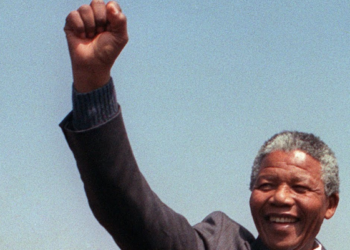 Diyarbakır Kitap Fuarı’nda utanç verici skandal: Polis, Nelson Mandela’nın kitabına toplatdı